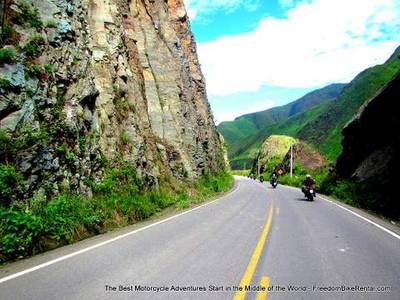 panamericana highway ecuador motorcycle adventure tour