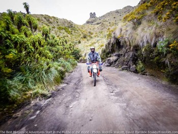 ride up to mojanda offroad ecuador adventure dirt bike motorcycle adventure