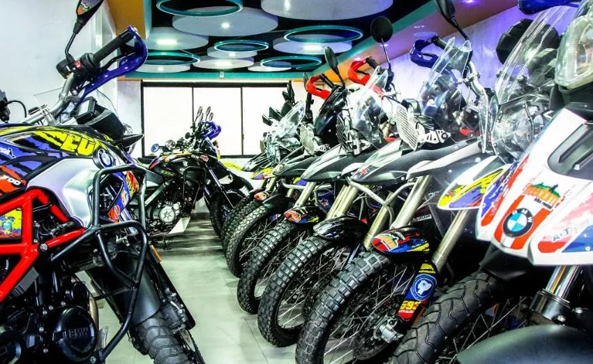 shop showroom adventure motorcycle rental in Ecuador
